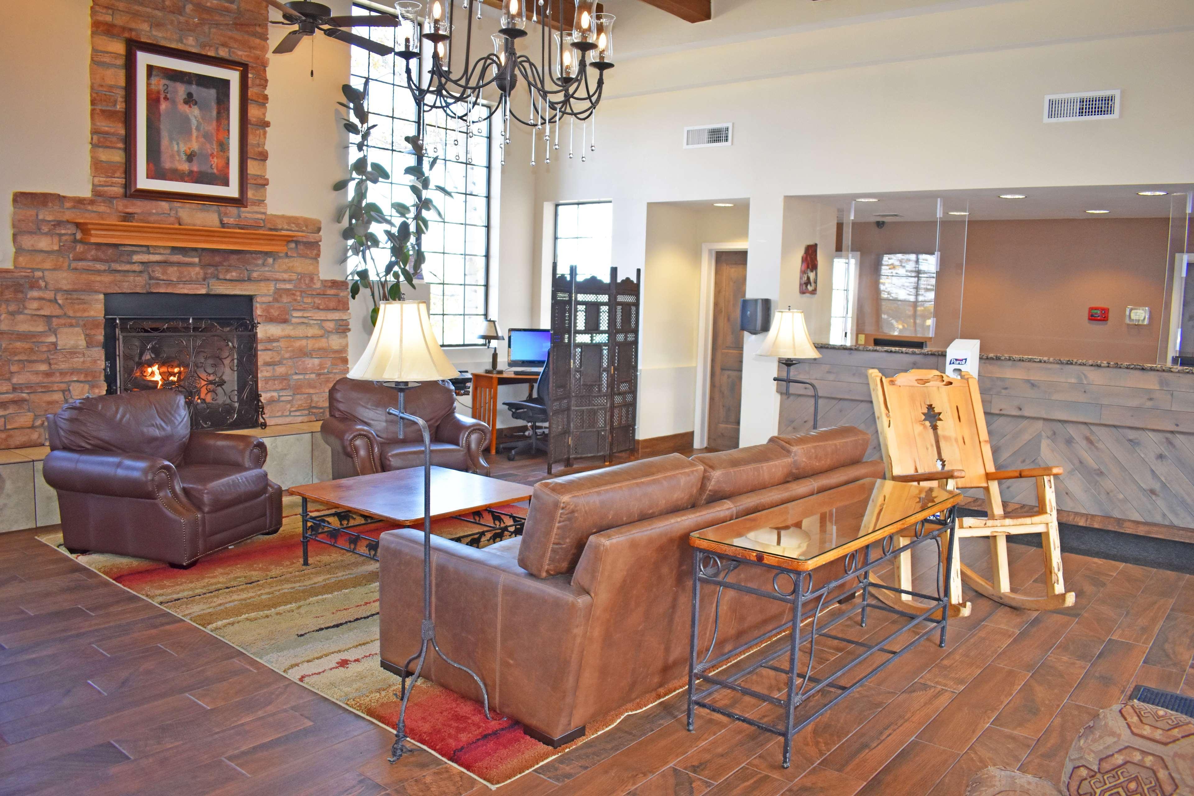 Best Western Paint Pony Lodge Шоу-Лоу Экстерьер фото