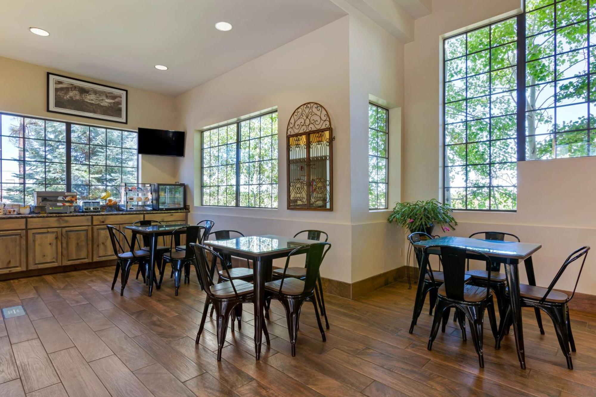Best Western Paint Pony Lodge Шоу-Лоу Экстерьер фото