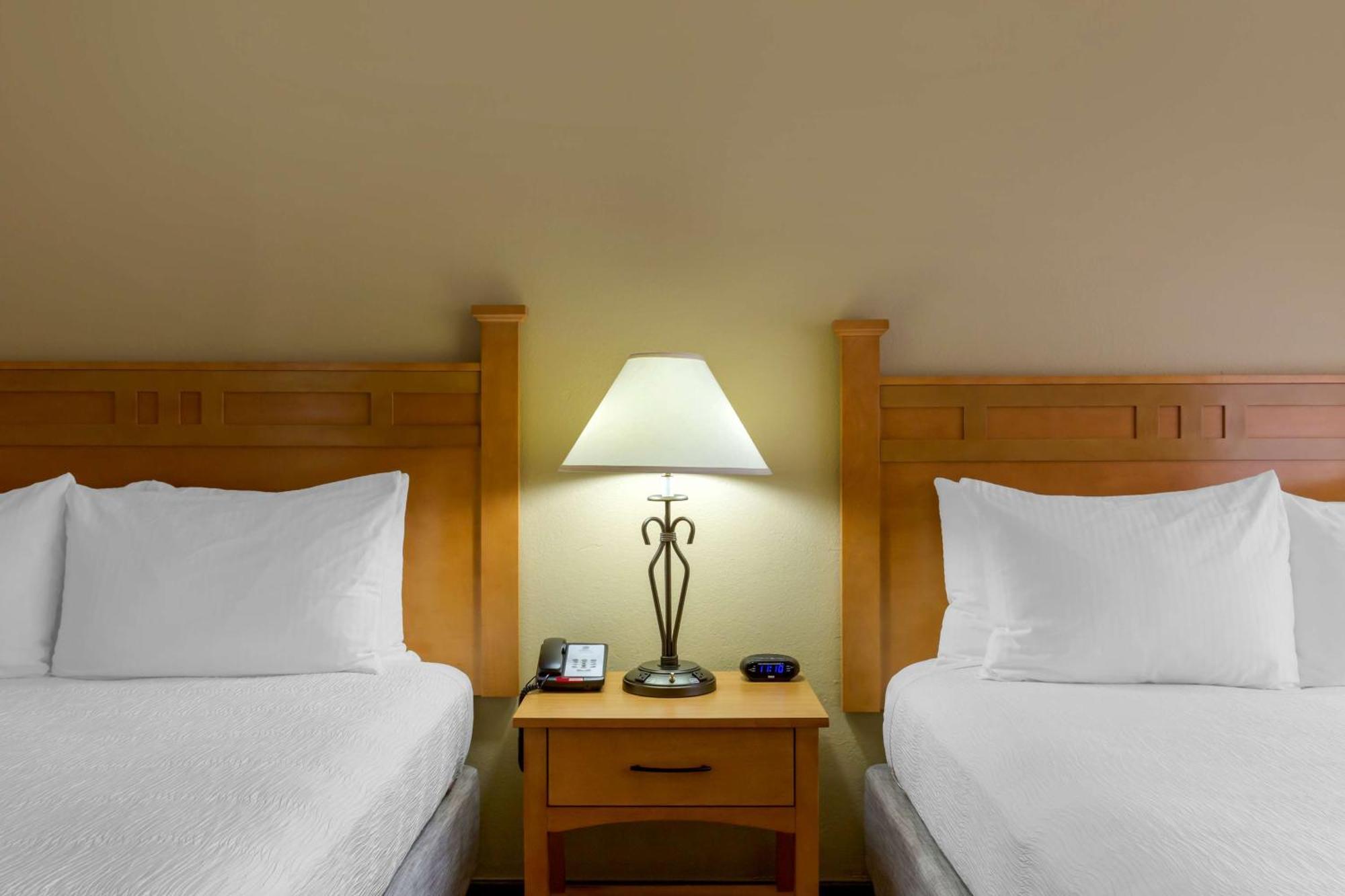 Best Western Paint Pony Lodge Шоу-Лоу Экстерьер фото