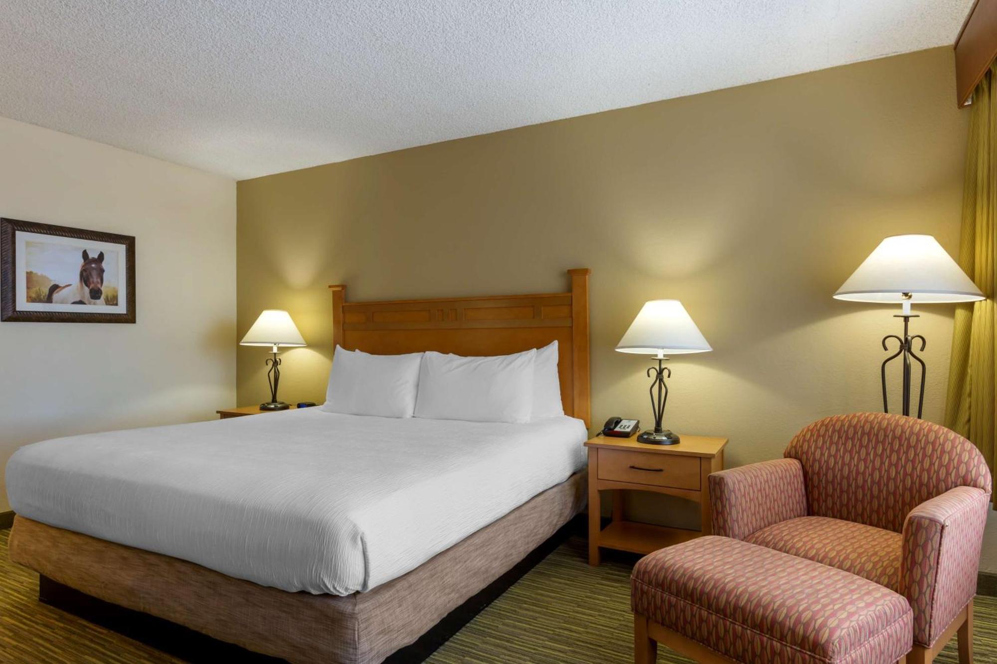 Best Western Paint Pony Lodge Шоу-Лоу Экстерьер фото