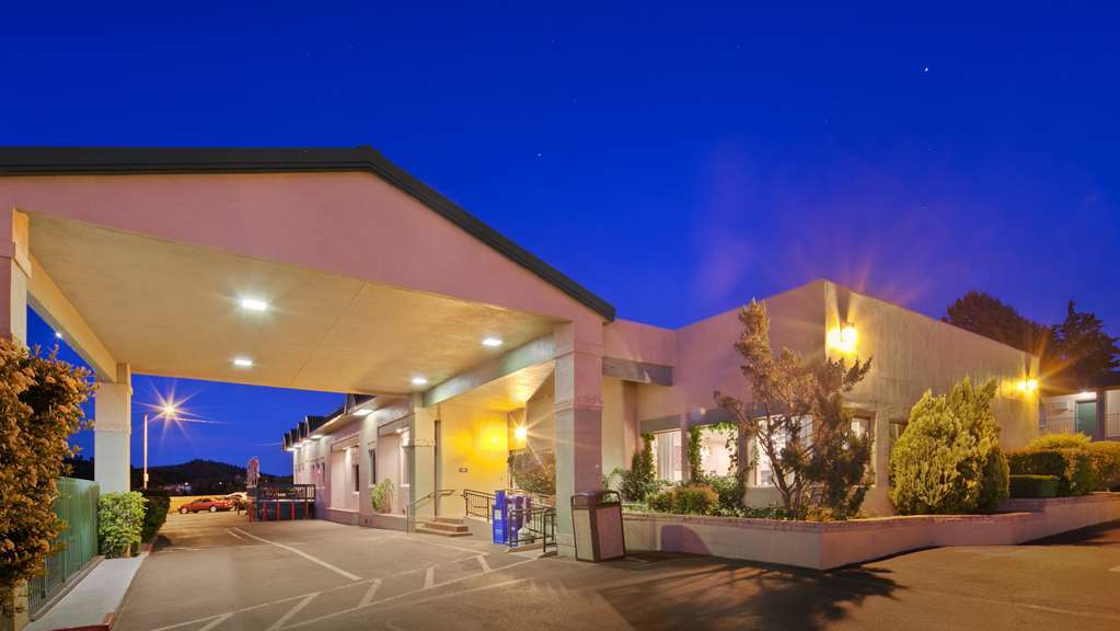 Best Western Paint Pony Lodge Шоу-Лоу Экстерьер фото