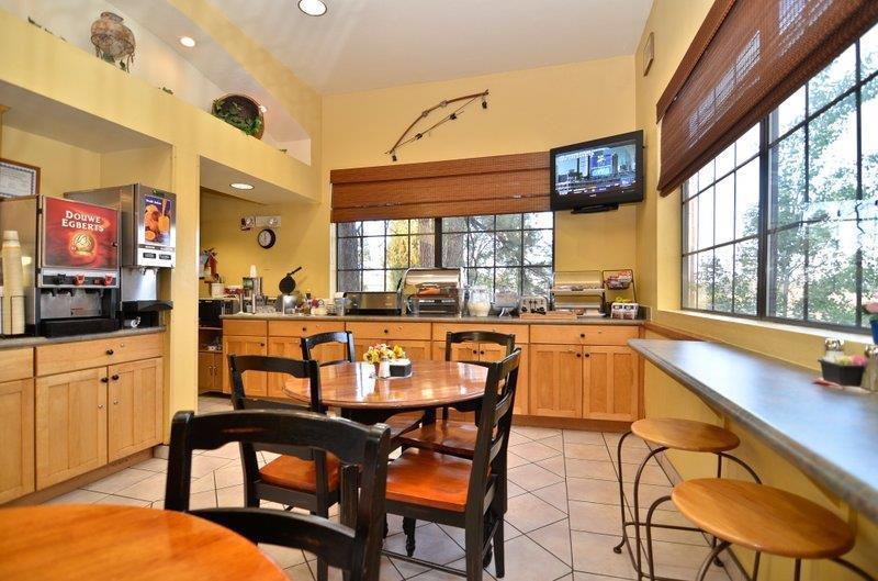 Best Western Paint Pony Lodge Шоу-Лоу Ресторан фото